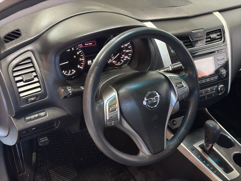 Used 2015 Nissan Altima 2.5 S w/ Power Driver Seat Package FWD image 15