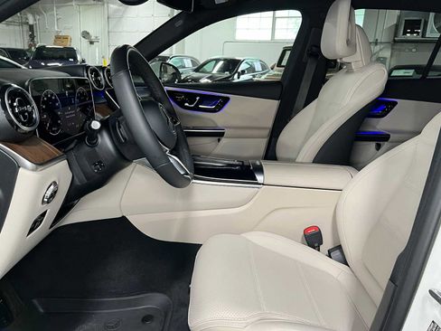 Certified 2026 Mercedes-Benz GLC 300 4MATIC image 24