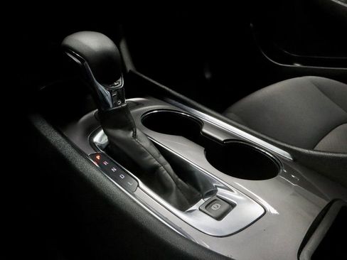 Used 2023 Chevrolet Malibu LT image 33