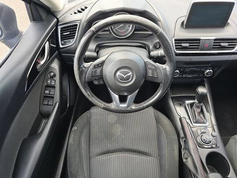 Used 2014 MAZDA MAZDA3 i Touring w/ Technology Package FWD image 16