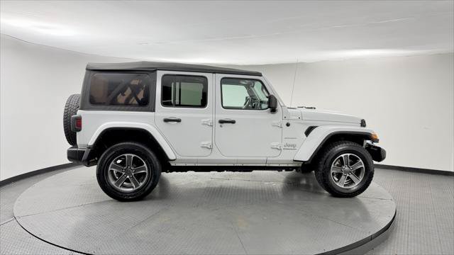 Used 2023 Jeep Wrangler Unlimited Sahara w/ Cold Weather Group AWD/4WD image 9
