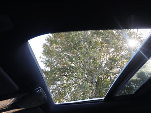 New 2026 BMW 330i Sedan w/ M Sport Package image 22