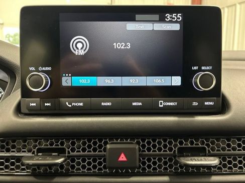 Certified 2024 Honda HR-V Sport image 30