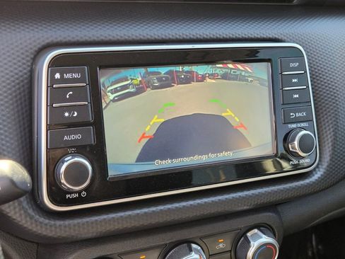 Used 2021 Nissan Kicks S image 26