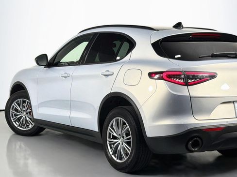 Used 2024 Alfa Romeo Stelvio Sprint RWD image 15