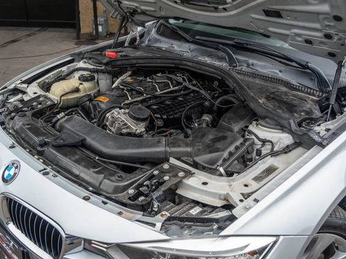 Used 2015 BMW 335i xDrive Sedan AWD/4WD image 11