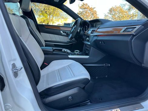 Used 2014 Mercedes-Benz E 63 AMG S-Model image 28