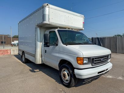 Used 2006 Ford E-450 and Econoline 450