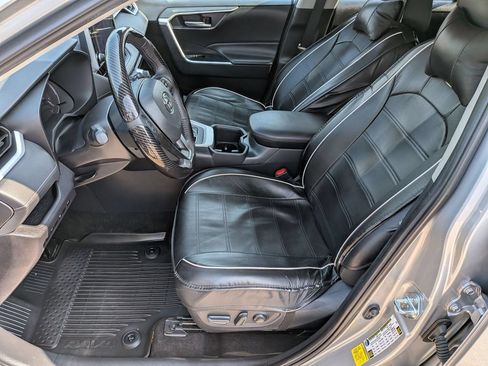 Used 2025 Toyota RAV4 XLE w/ Convenience Package AWD/4WD image 16