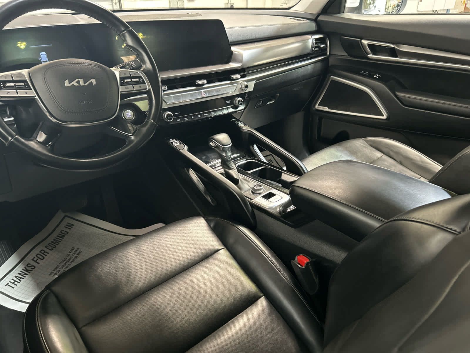 Used 2024 Kia Telluride S AWD/4WD image 4