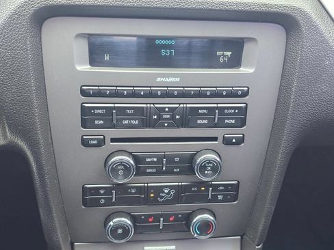 Used 2010 Ford Mustang Coupe RWD image 27