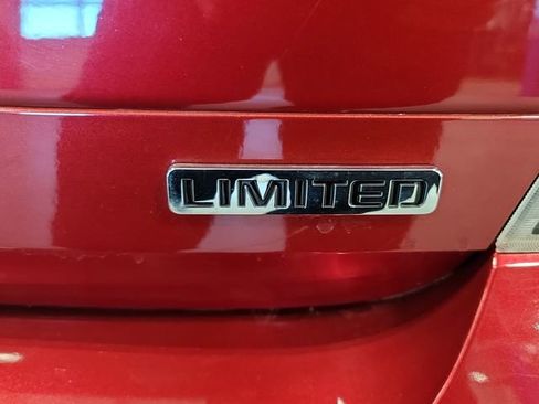 Used 2014 Chevrolet Impala LT w/ LT Sunroof Package image 18