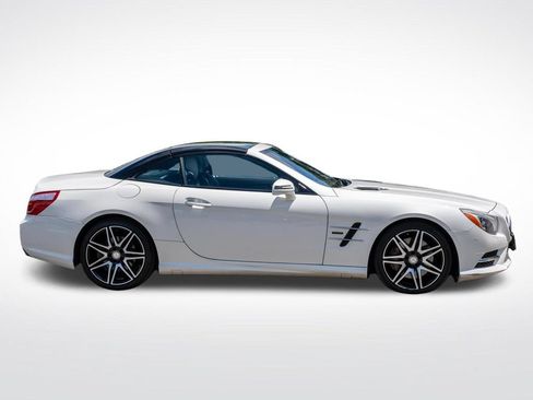 Used 2015 Mercedes-Benz SL 550 image 31