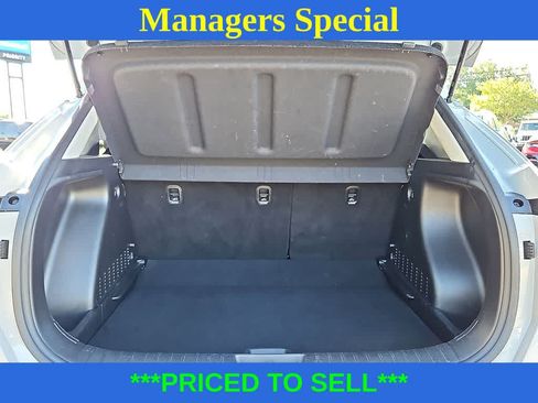 Used 2024 Hyundai Kona SEL FWD image 29