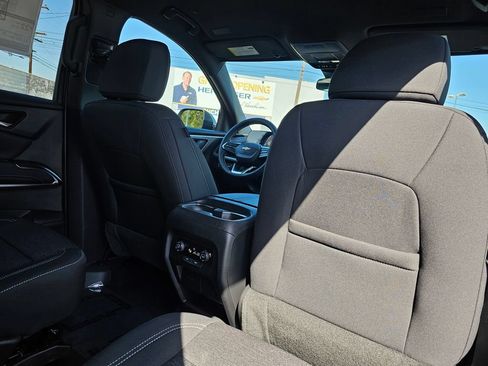 New 2026 Chevrolet Traverse LT FWD image 12
