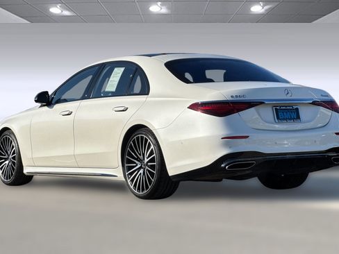 Used 2023 Mercedes-Benz S 580 4MATIC Sedan image 3