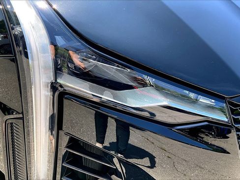 Used 2022 Cadillac CT4 V Blackwing w/ Carbon Fiber 1 Package RWD image 25