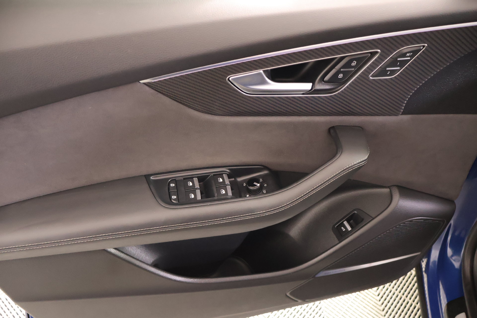 Used 2024 Audi SQ8 Prestige w/ Prestige Package AWD/4WD image 17