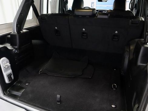 Used 2023 Jeep Wrangler High Altitude image 16