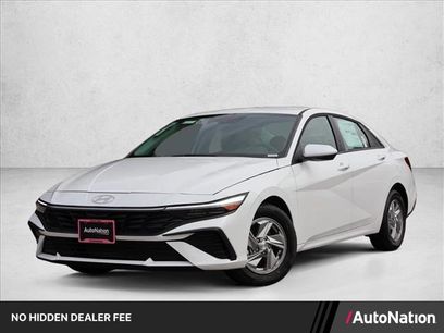 New 2026 Hyundai Elantra SE