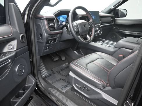 Used 2024 Ford Expedition Max Limited AWD/4WD image 11
