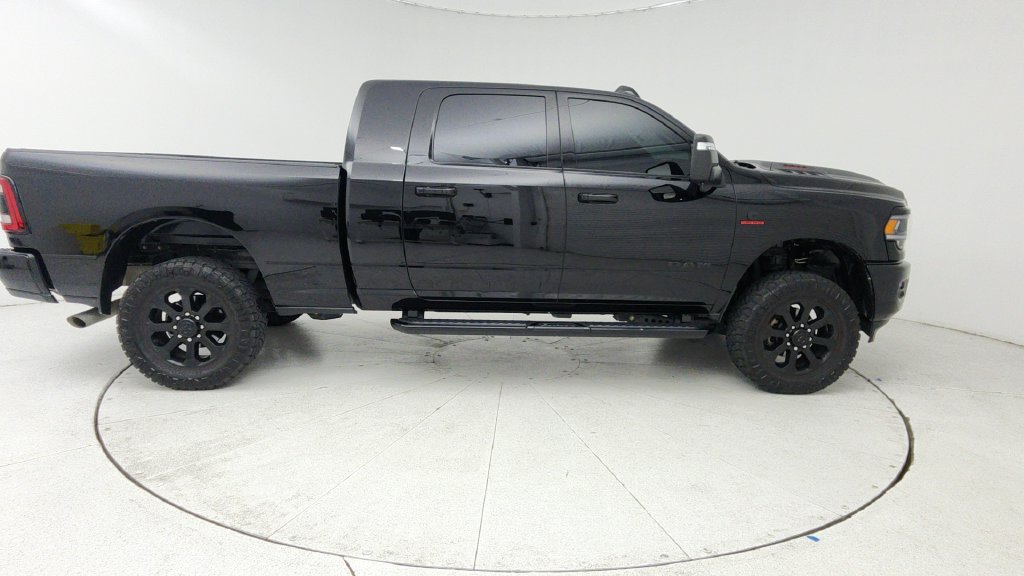 Used 2024 RAM 2500 Laramie w/ Night Edition AWD/4WD image 8
