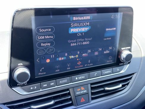 Used 2020 Nissan Altima 2.5 S w/ Driver Assist Package FWD image 3