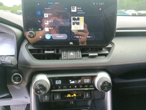 Used 2025 Toyota RAV4 XSE w/ Weather Package AWD/4WD image 21