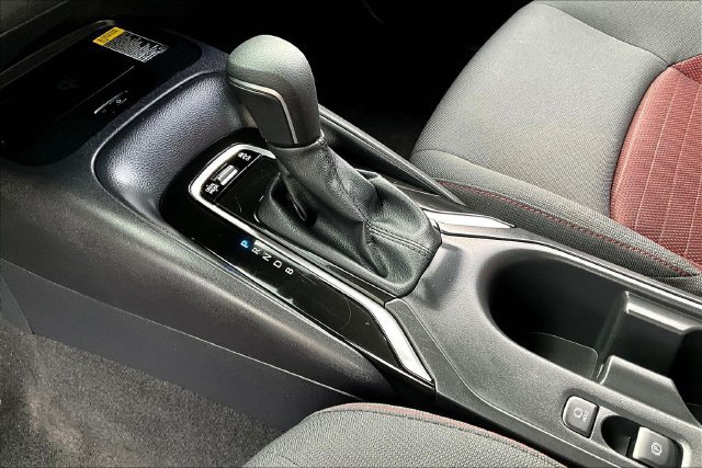 Used 2026 Toyota Corolla SE w/ SE Package FWD image 16
