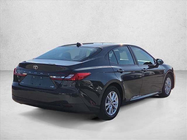 Used 2025 Toyota Camry LE FWD image 5