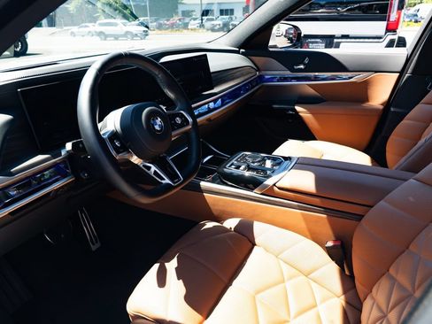 Used 2025 BMW 740i xDrive w/ Premium Package AWD/4WD image 22