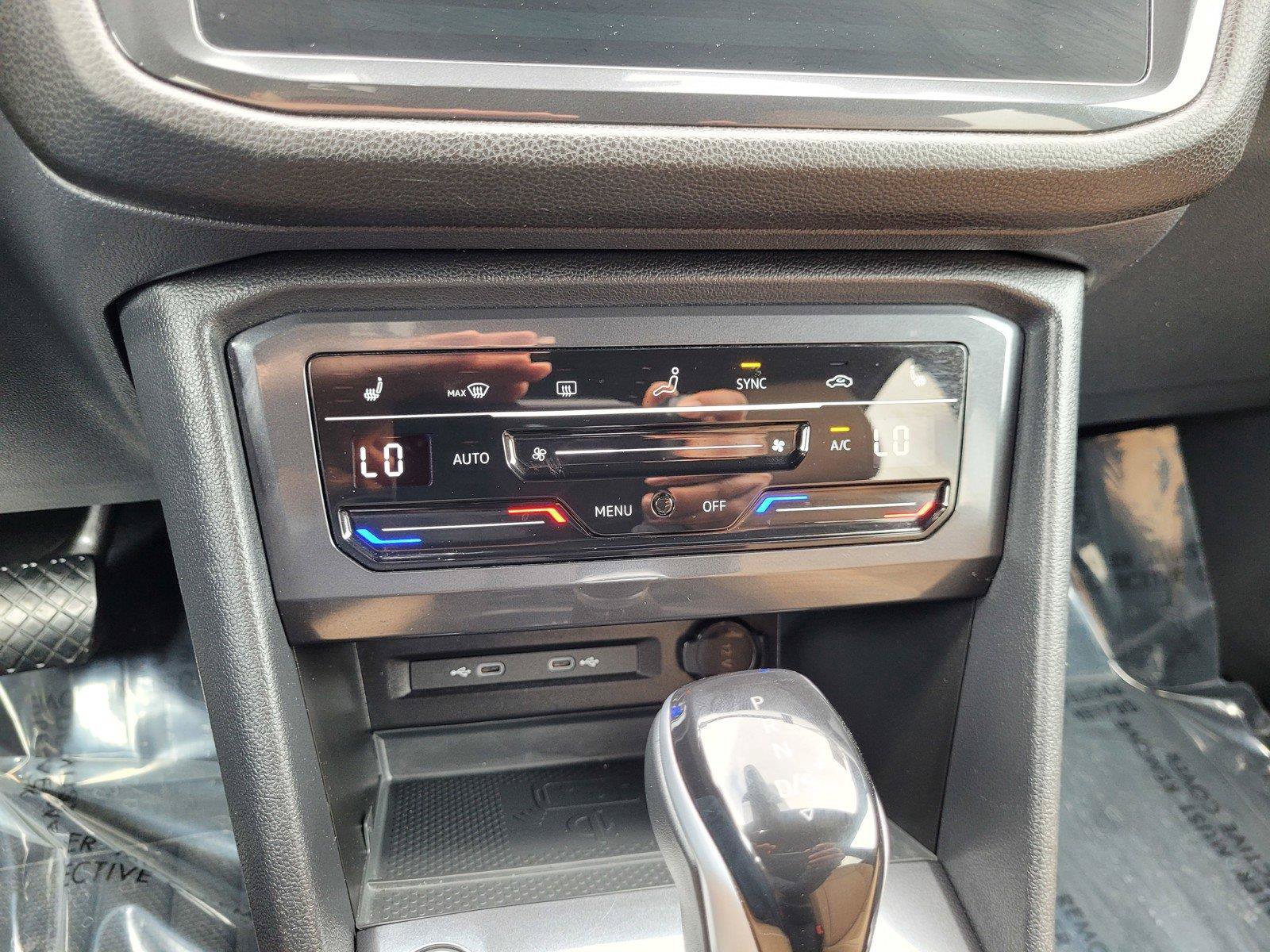 Certified 2023 Volkswagen Tiguan SE FWD image 27