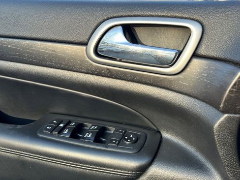 Used 2018 Jeep Grand Cherokee Altitude image 24