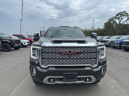 Used 2023 GMC Sierra 2500 Denali AWD/4WD image 2