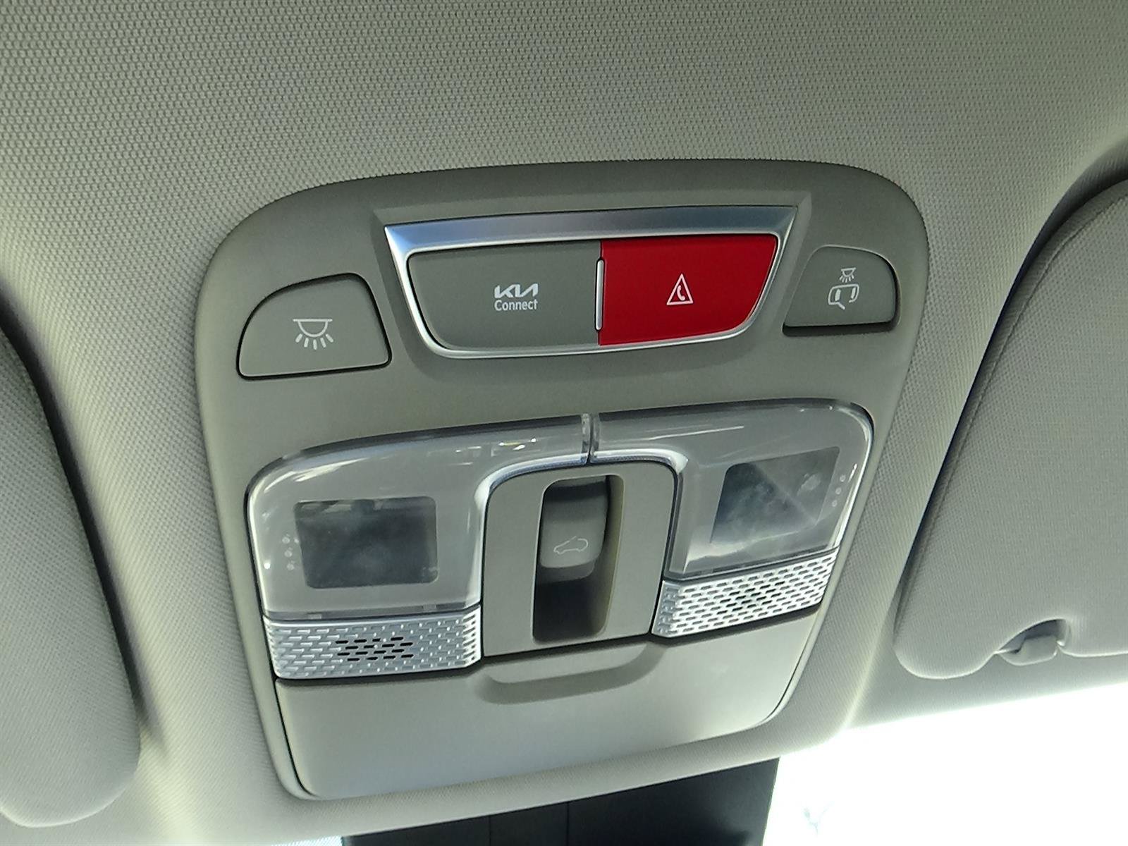 Used 2025 Kia Telluride S AWD/4WD image 28
