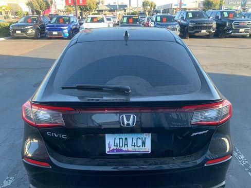 Used 2024 Honda Civic Sport image 7