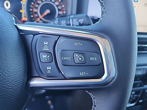 New 2026 Jeep Wrangler Unlimited Sahara AWD/4WD image 28