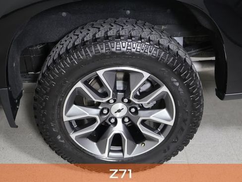 Used 2022 Chevrolet Silverado 1500 RST AWD/4WD image 17