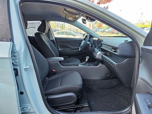 New 2026 Hyundai Kona SE image 10