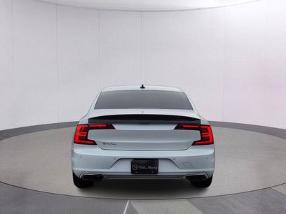 Used 2018 Volvo S90 T6 Momentum w/ Convenience Package