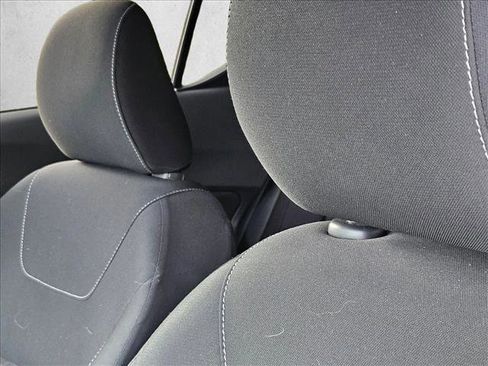 Used 2022 Nissan Kicks SV FWD image 13