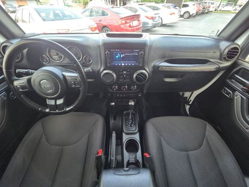 Used 2018 Jeep Wrangler Unlimited Sport S AWD/4WD image 20