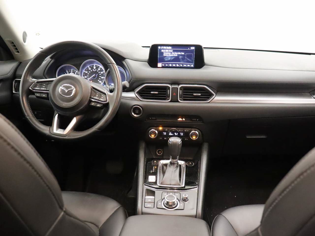 Used 2018 MAZDA CX-5 Touring w/ Preferred Equipment Package FWD image 6