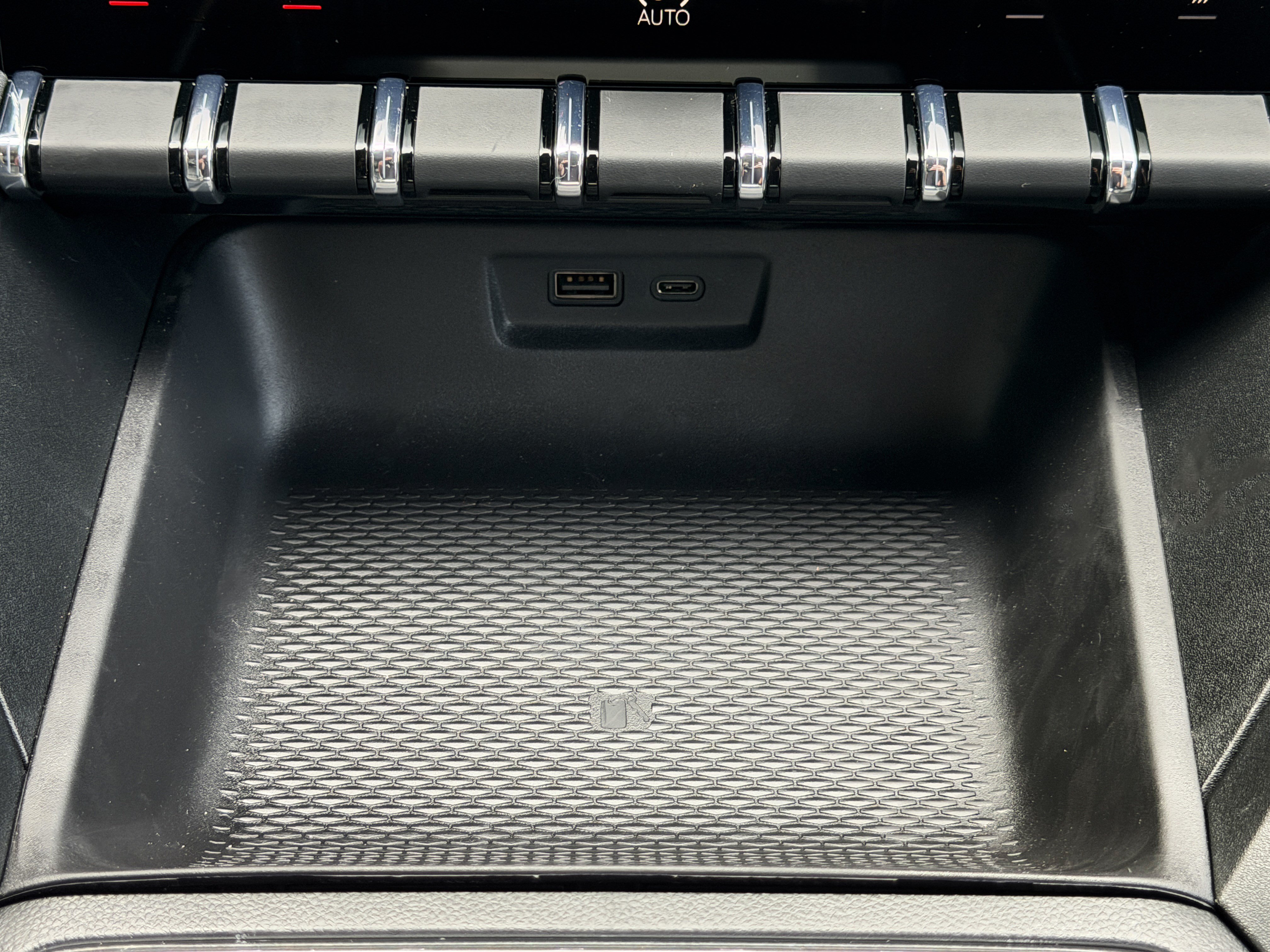 New 2027 GMC Terrain Denali AWD/4WD image 24