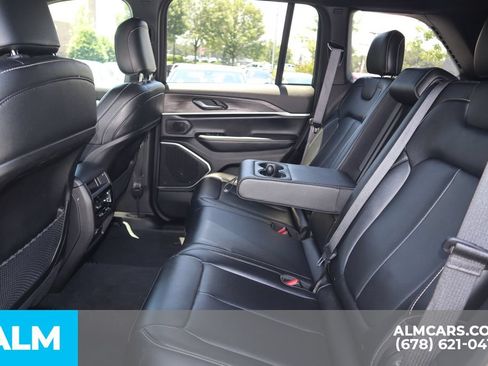 Used 2024 Jeep Grand Cherokee Limited 4xe AWD/4WD image 17