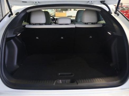 New 2026 Nissan Leaf SV+ w/ Floor Mat Package (SV+) FWD image 7