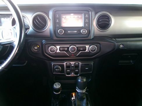 Used 2020 Jeep Gladiator Sport w/ Quick Order Package 24S image 14