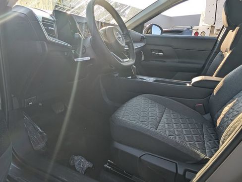 New 2026 Nissan Kicks SV w/ Cold Weather Package FWD image 11