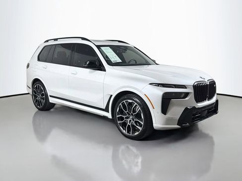 Used 2024 BMW X7 M60i w/ Executive Package AWD/4WD image 3