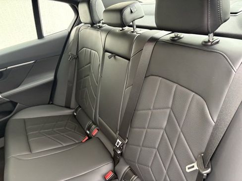 Used 2026 BMW 530i xDrive w/ Premium Package image 9